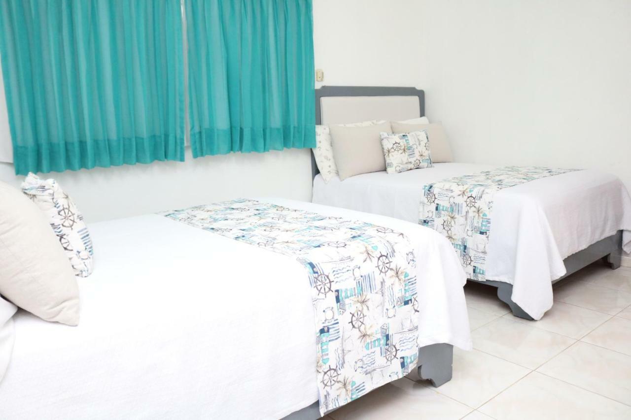 Hotel Villas Del Mar Pedernales Buitenkant foto